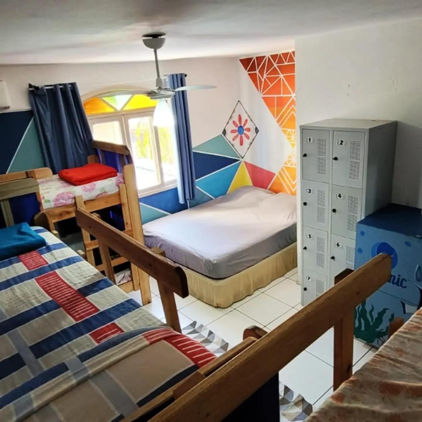 Oceanic Hostel Balneário Camboriú 外观 照片
