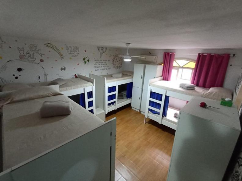 Oceanic Hostel Balneário Camboriú 外观 照片